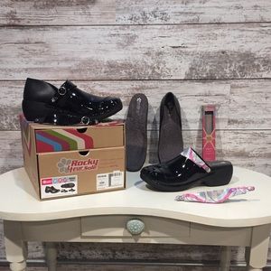 Women size 9-9.5 Rocky 4-Eur Sole Shoes